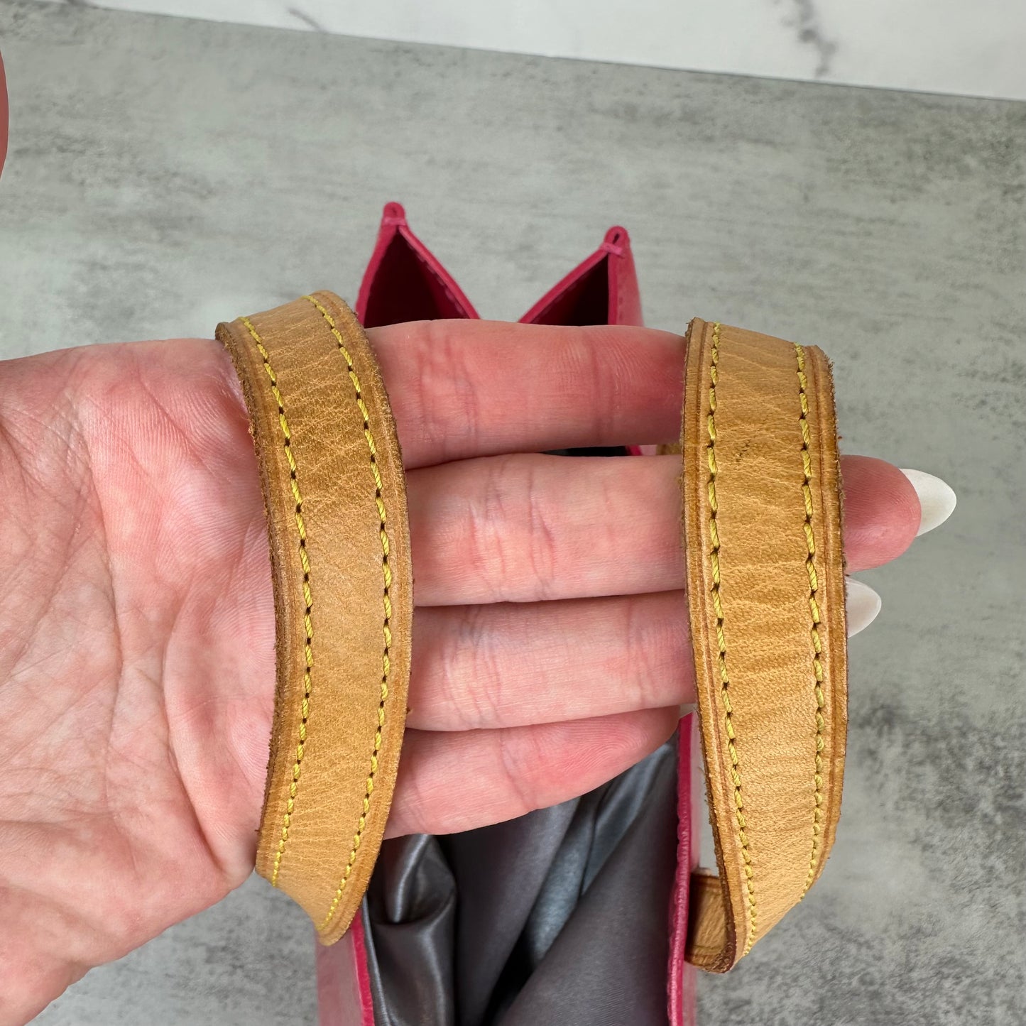Louis Vuitton Pink Vernis Reade PM