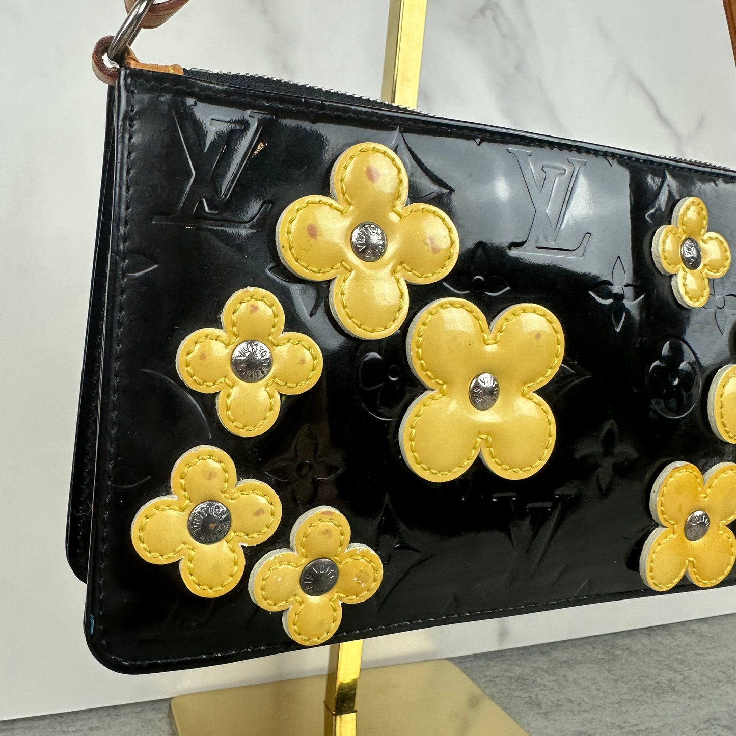 Louis Vuitton Black Monogram Vernis Flower Appliqué Lexington Pochette