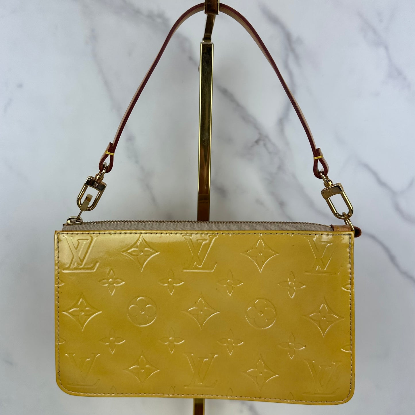 Louis Vuitton Lexington Vernis Pochette