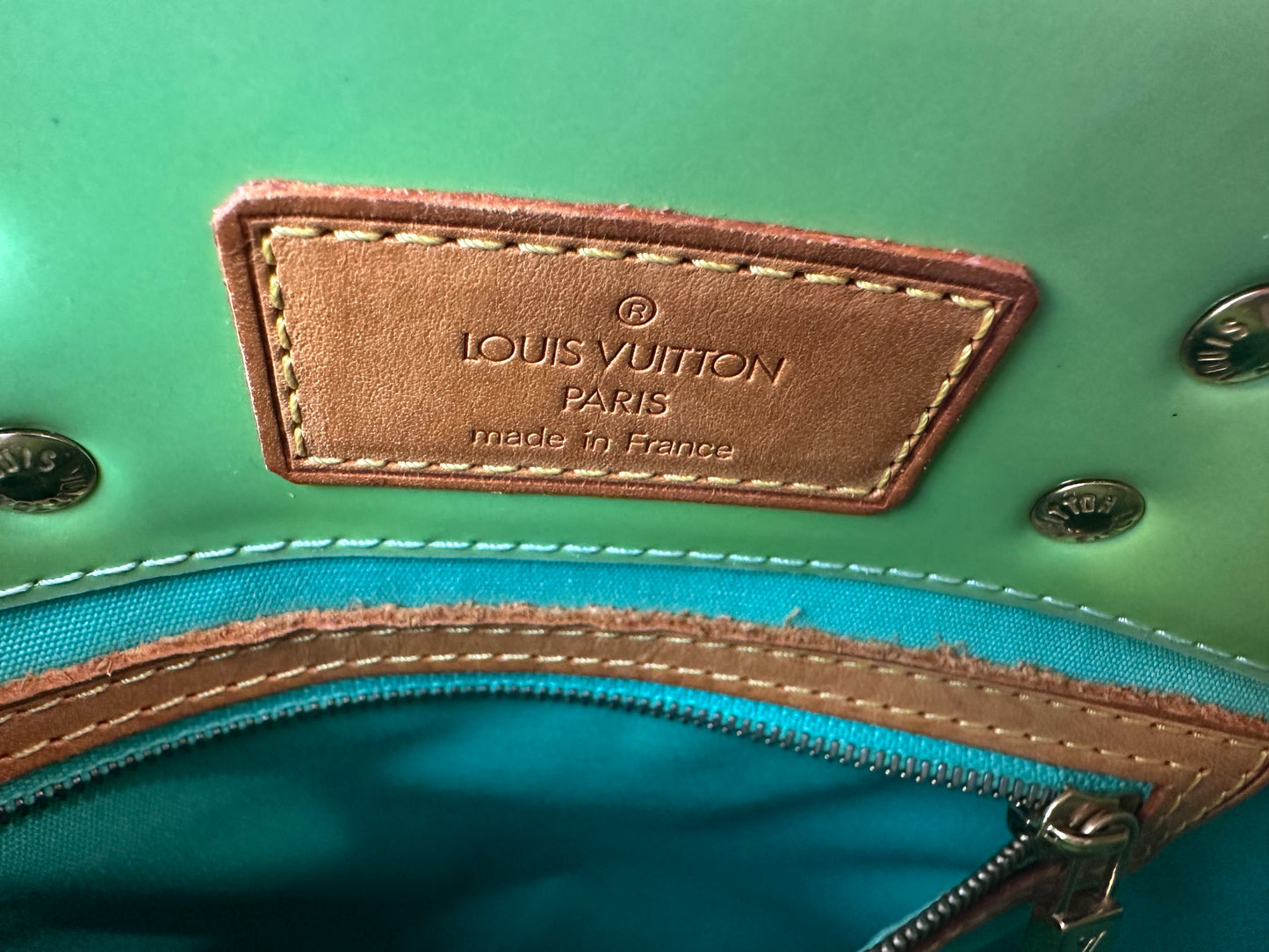 Louis Vuitton Green Vernis Reade PM