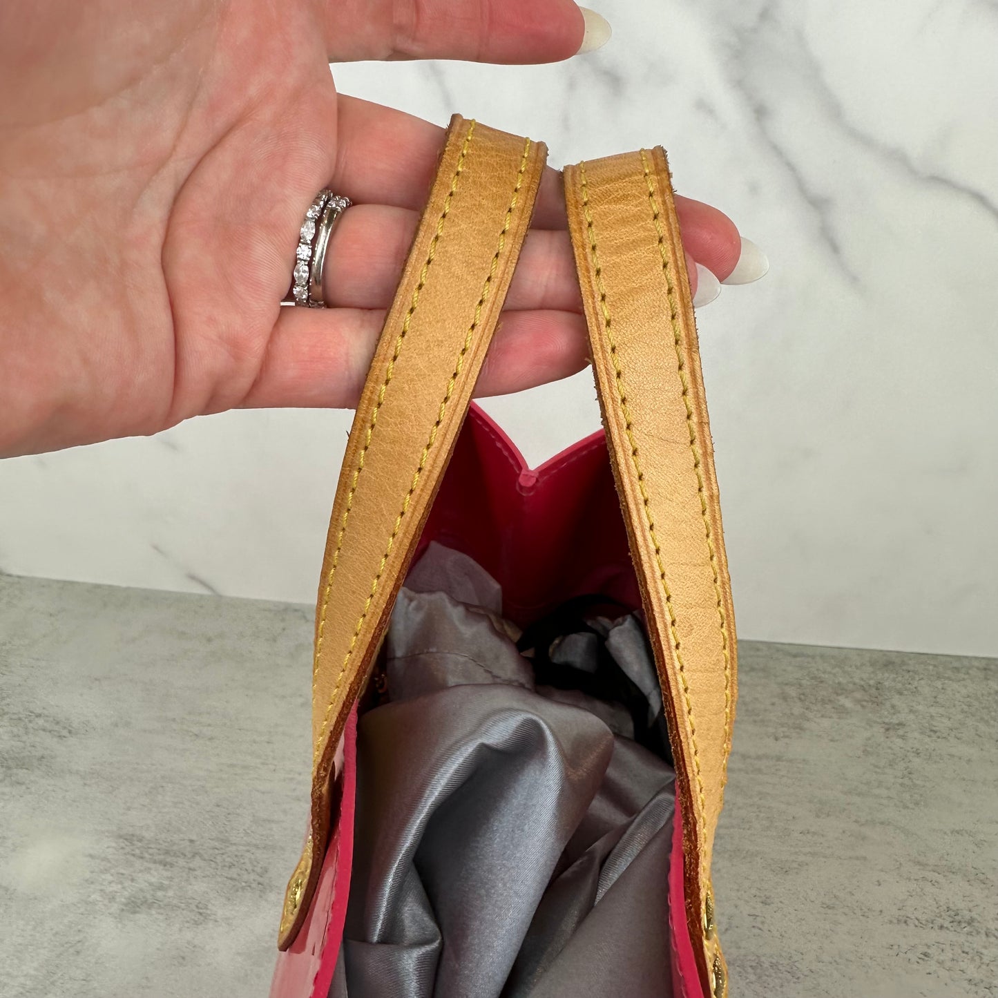 Louis Vuitton Pink Vernis Reade PM