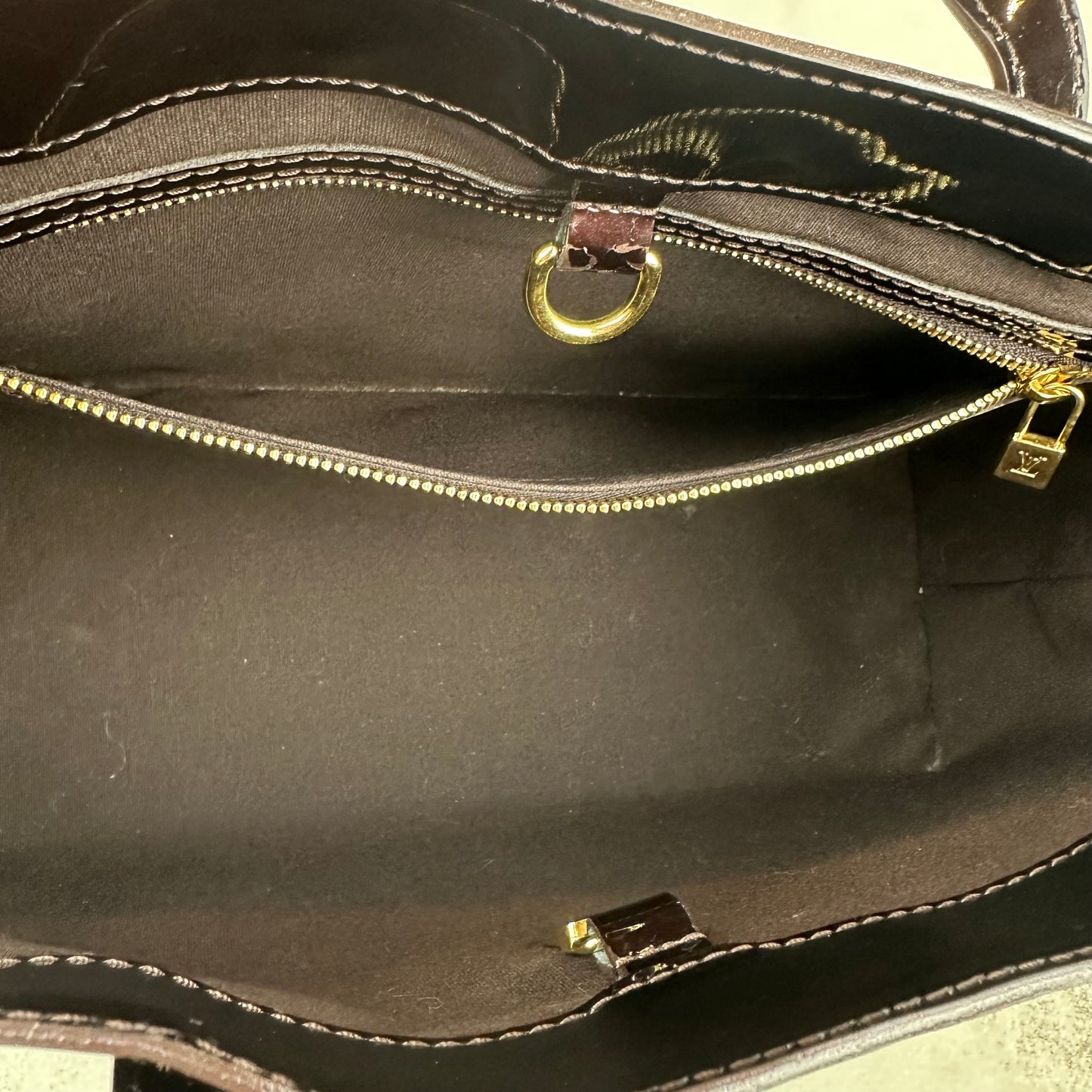 Louis Vuitton Monogram Vernis Wilshire PM