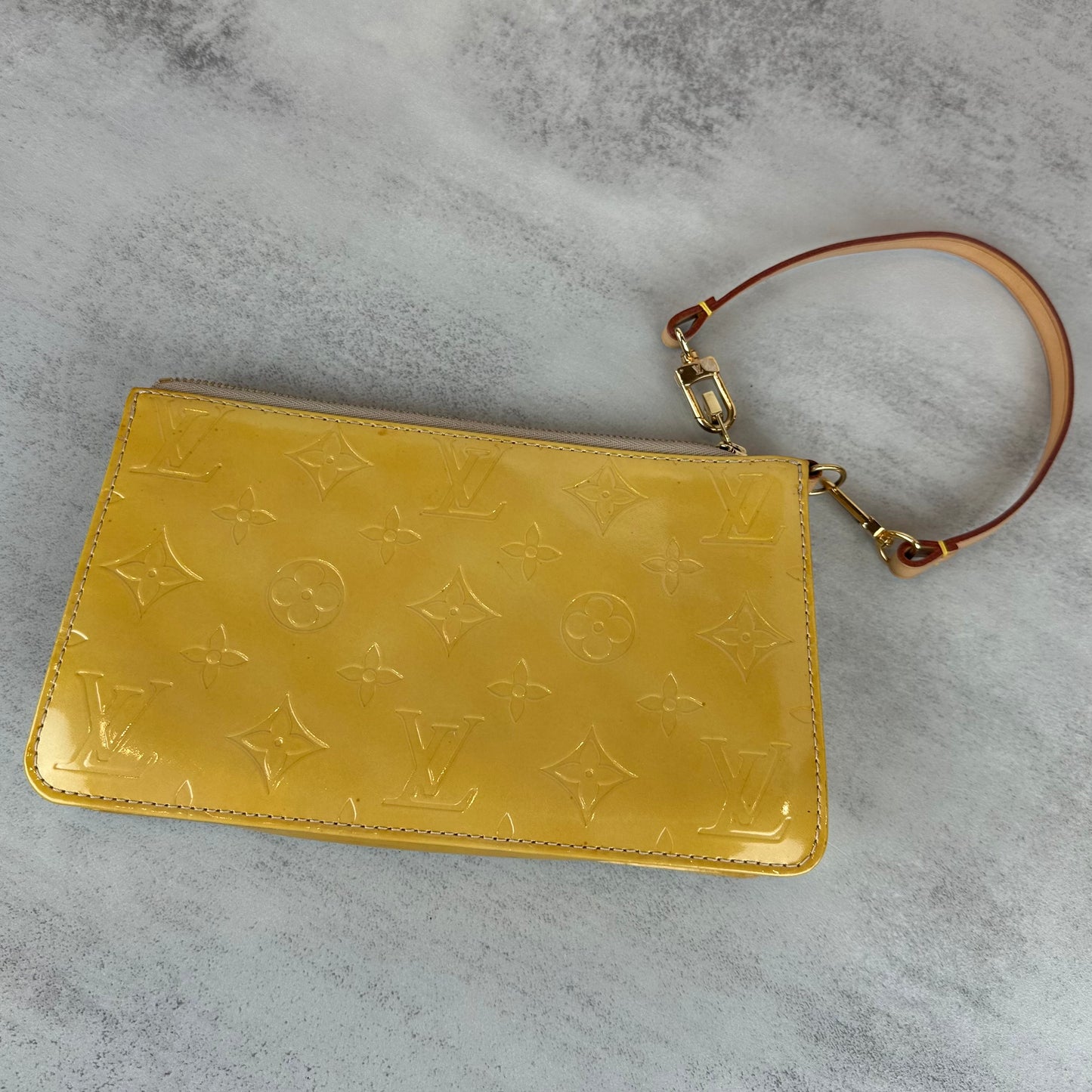 Louis Vuitton Lexington Vernis Pochette
