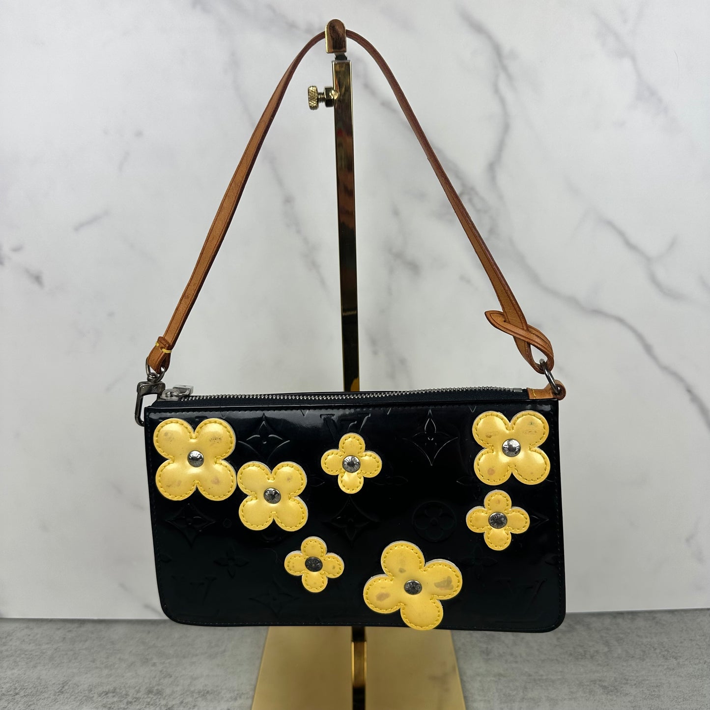 Louis Vuitton Black Monogram Vernis Flower Appliqué Lexington Pochette
