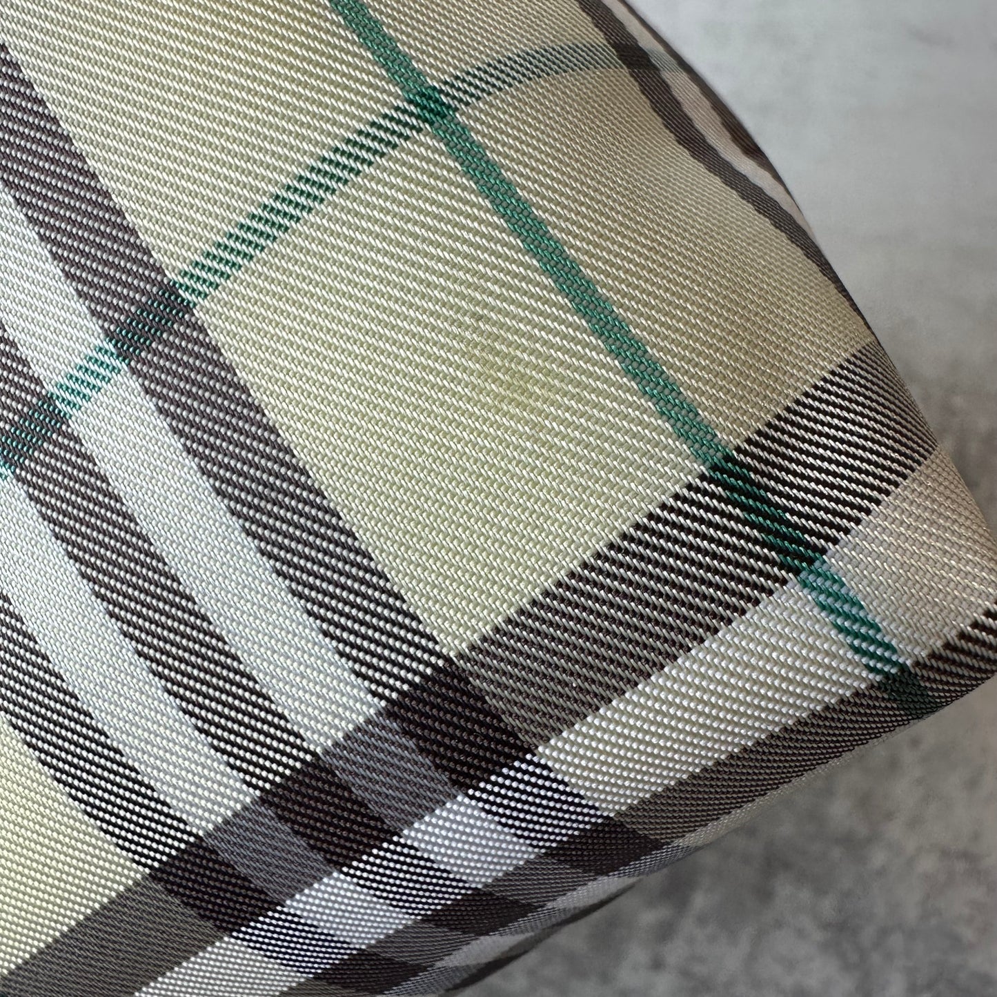 Burberry Green Novacheck Pochette