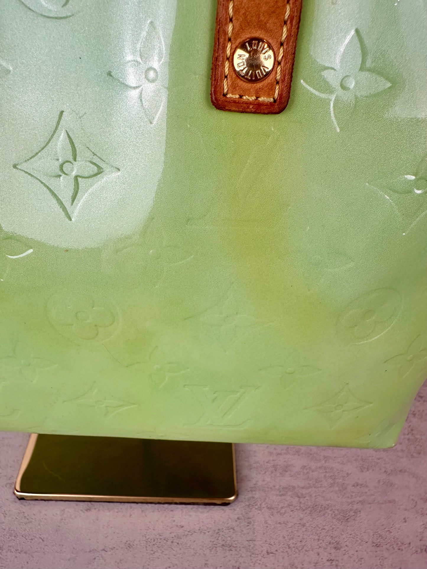 Louis Vuitton Green Vernis Reade PM