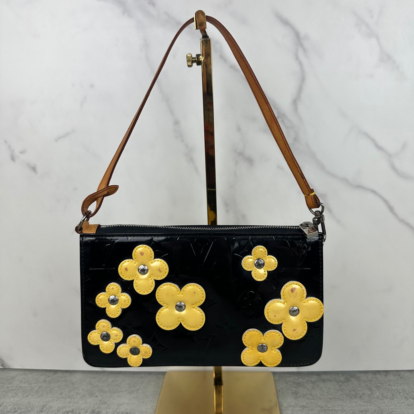 Louis Vuitton Black Monogram Vernis Flower Appliqué Lexington Pochette