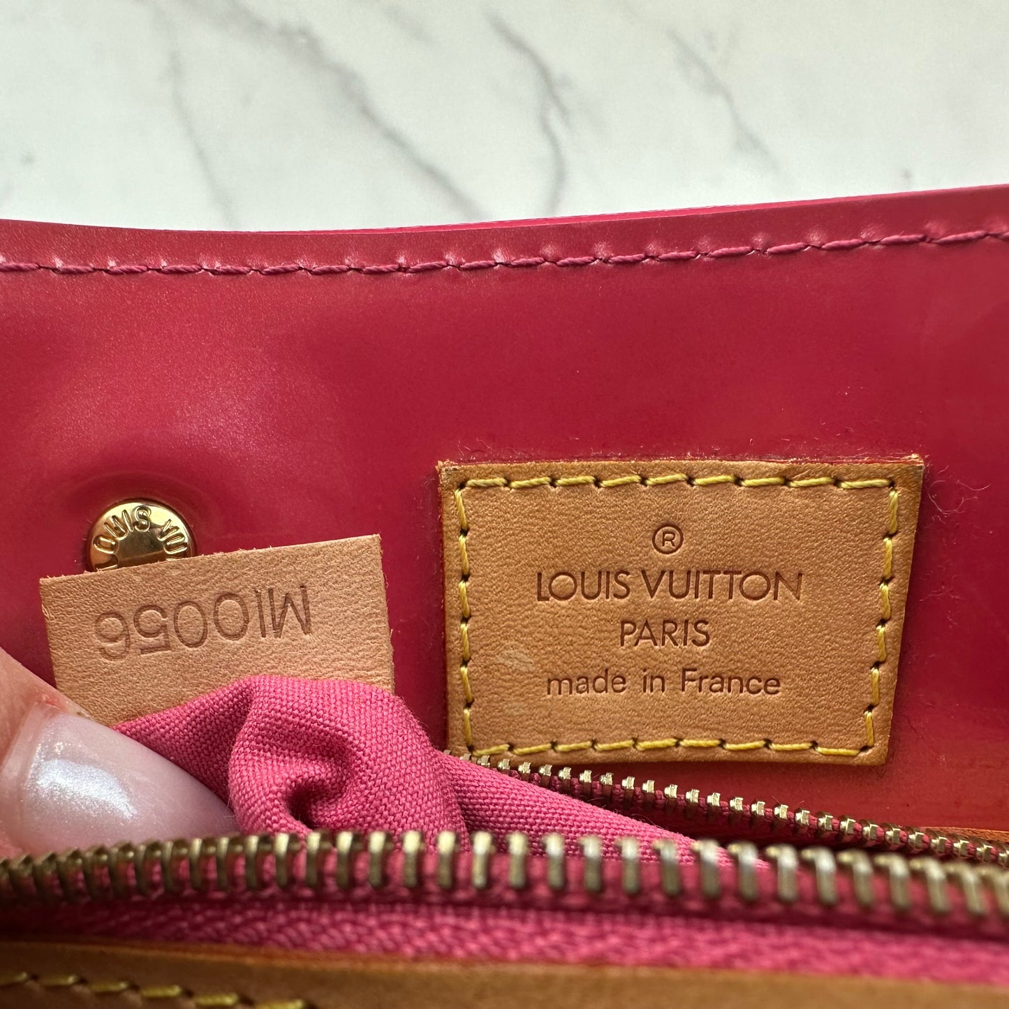 Louis Vuitton Pink Vernis Reade PM