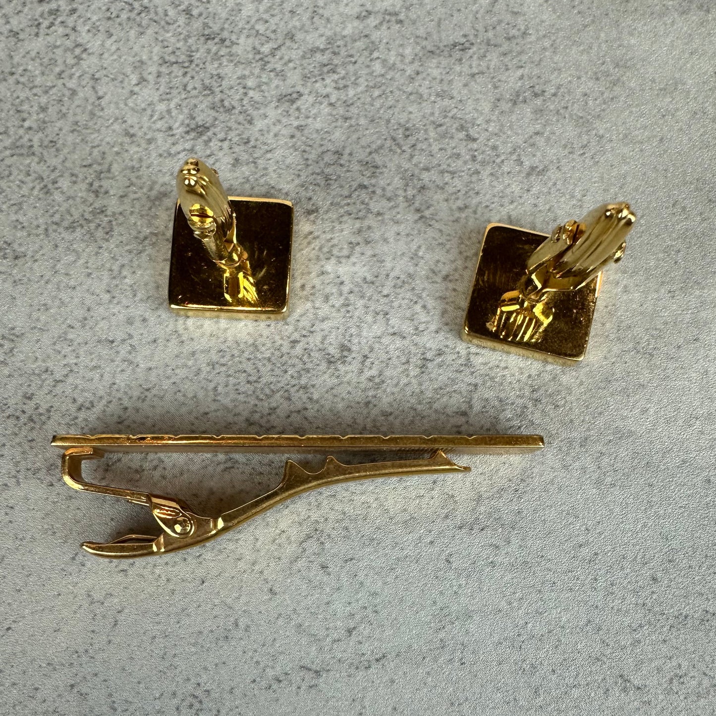 Dunhill Tie Clip & Cuff Link Set