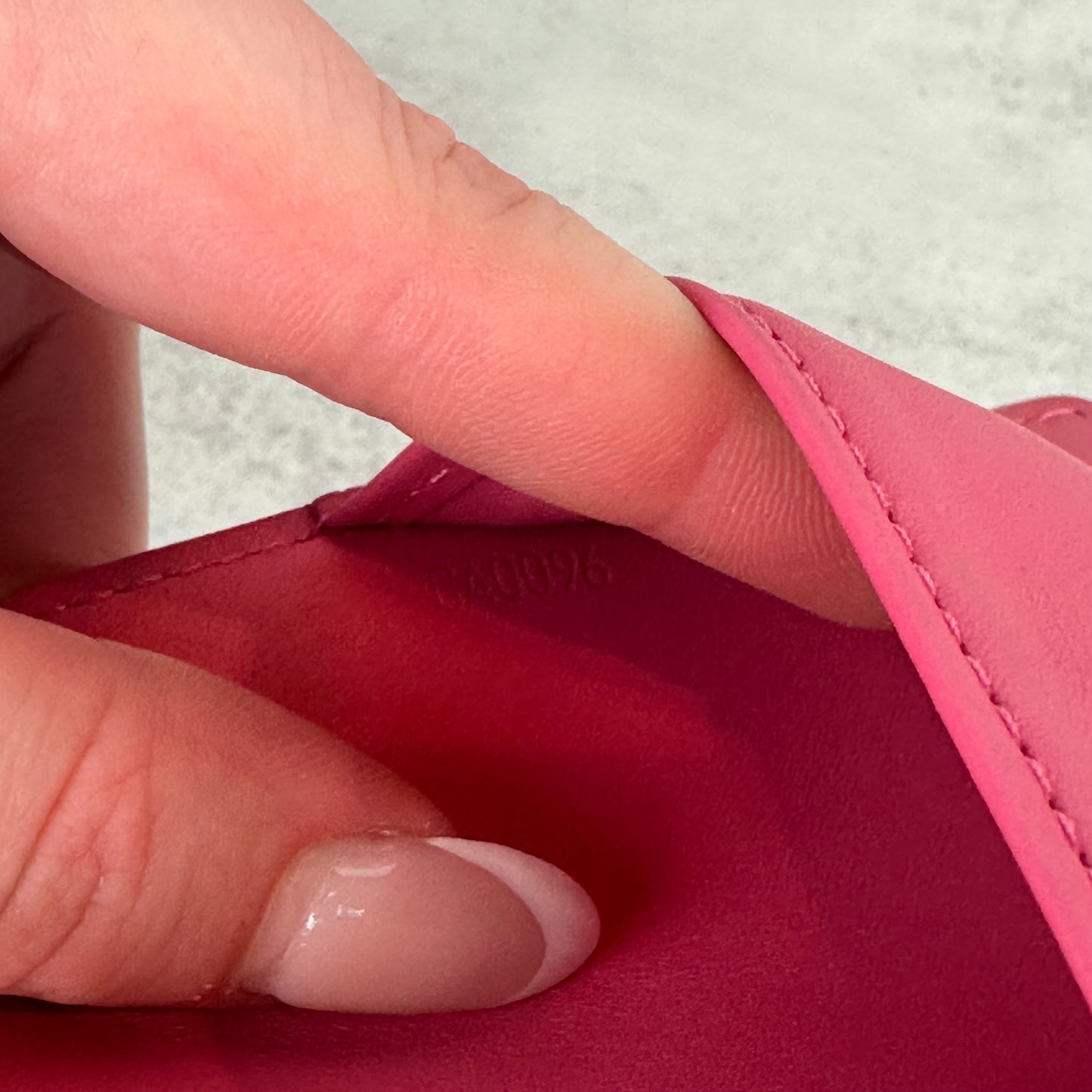 Louis Vuitton Pink Vernis Agenda PM