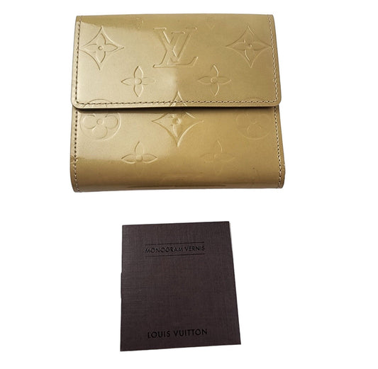 Louis Vuitton Monogram Vernis Leather Elise Compact Wallet